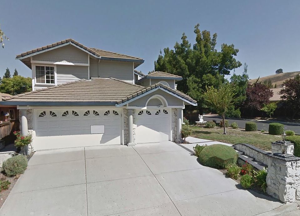 1st image of 108 Shadow Creek Ct