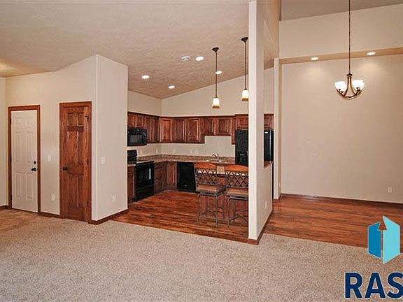 2nd image of 4412 Townsley Pl