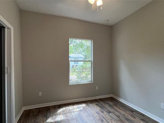 4th image of 616 W CRAWFORD ST