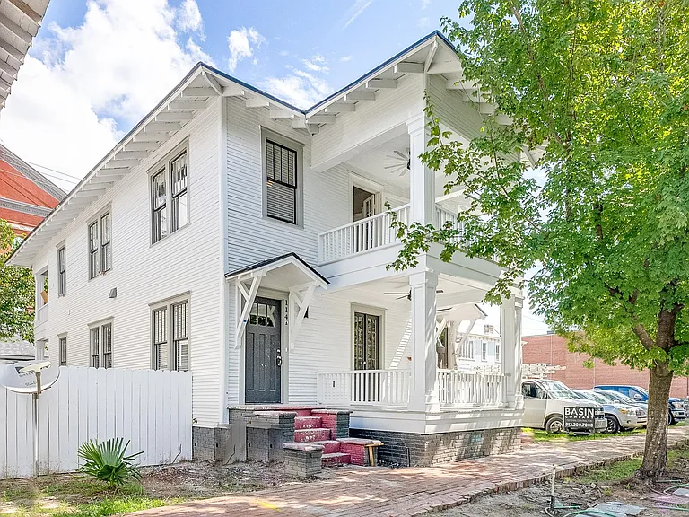 114 W Anderson St #B — Photo 1