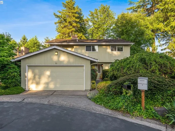 21 Bloch Ter, Lake Oswego, OR 97035