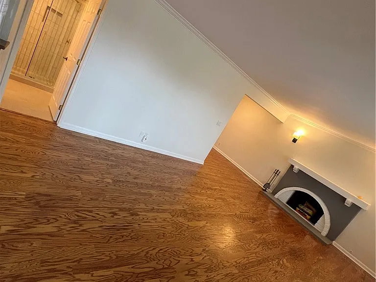 4016 Mesa St — Photo 4