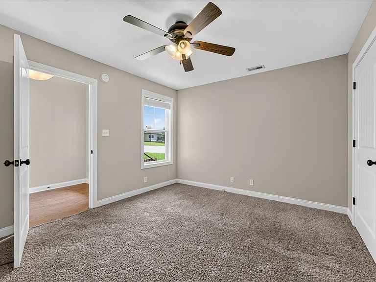 2228 Killington Dr — Photo 25