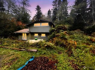 1662 S Nugent Rd, Lummi Island, WA 98262