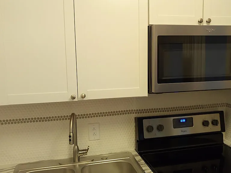 1409 Lake Ave #6 — Photo 11