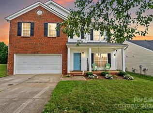 604 Castlefin Ct, Statesville, NC 28625