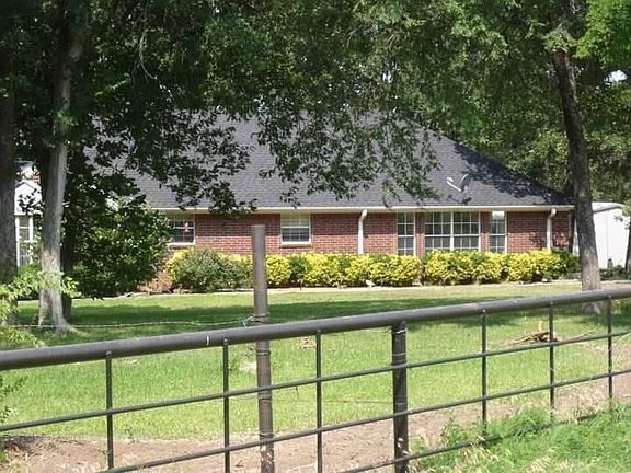 3rd image of 1283 County Road 2960
