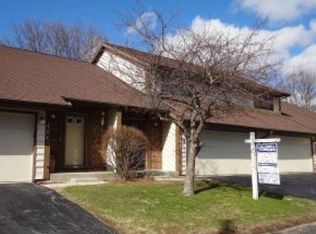 610 Stonehedge Ln #3B, Appleton, WI 54914