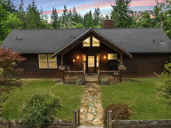9126 357th Street E, Eatonville, WA 98328
