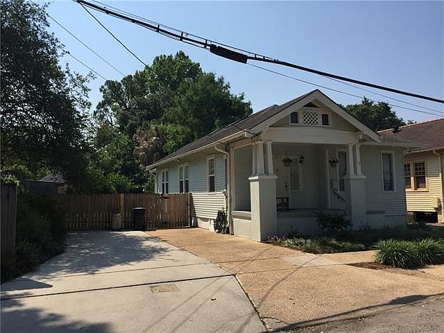 1st image of 315 Millaudon St