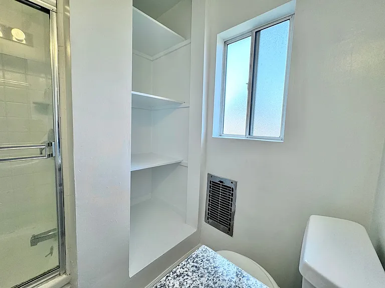3419 Club Dr — Photo 9