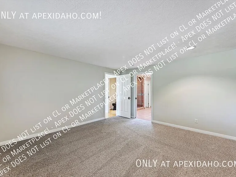 801 N Haines St — Photo 20