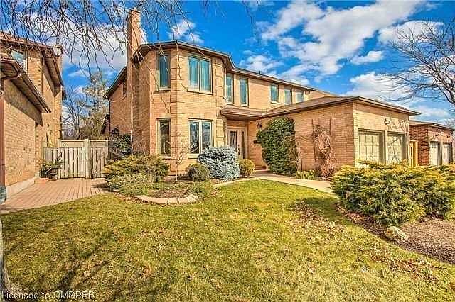 1st image of 2089 Oxford Ave