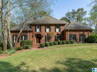 2405 Mountain Vista Dr, Vestavia, AL 35243