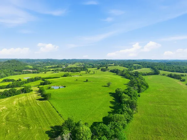 5 Deshea Creek Rd, Gallatin, TN 37066