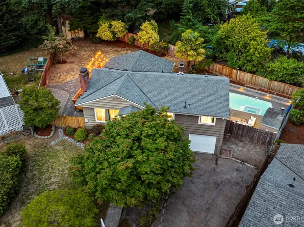 17330 1st Avenue NW, Shoreline, WA 98177