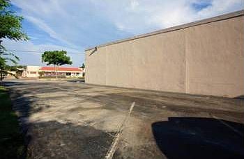 3rd image of 119 N Central Ave