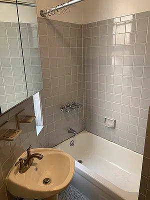 Rented by Compass | media 29