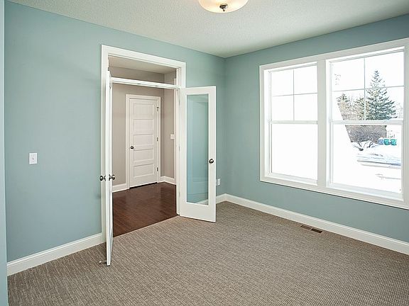 Office/living/dining area