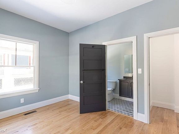 77 Lyndhurst #1 Boston (Dorchester) Unit Photo 9