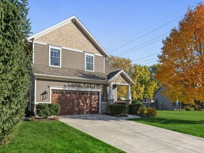 3707 Fox Xing, Saint Joseph, MI, 49085