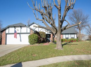 9667 E 26th Pl, Tulsa, OK 74129