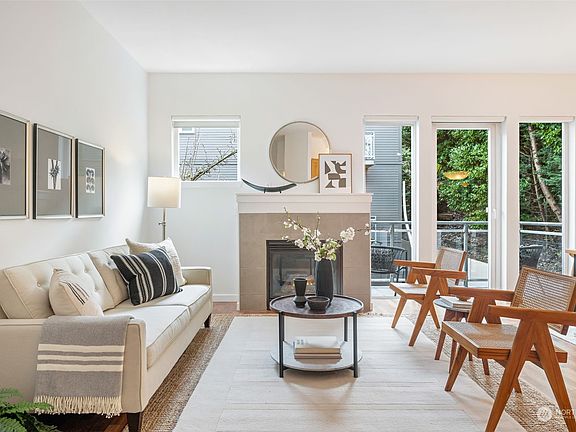 4th image of 375 Kirkland Avenue #225