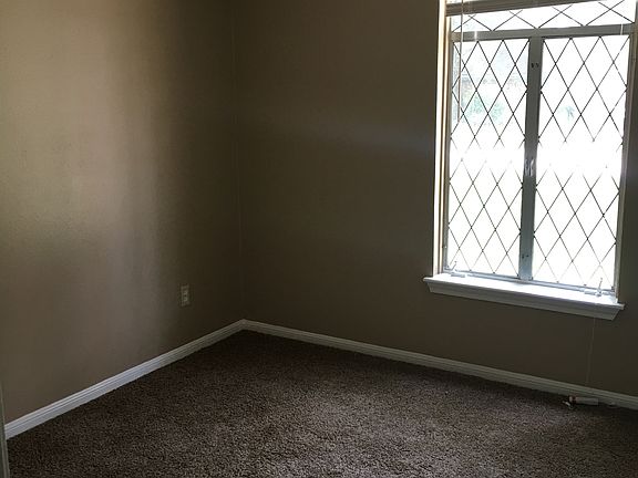 New carpet in bedrooms and hallway