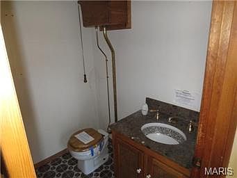 4th image of 11168 Glacier Dr