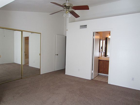 4th image of 500 N Roosevelt Ave Unit 108