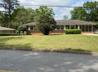 1012 N Pine Knoll Dr, Macon, GA