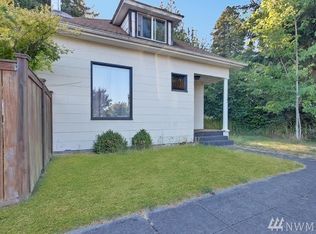 1102 S Lawrence St, Tacoma, WA 98405