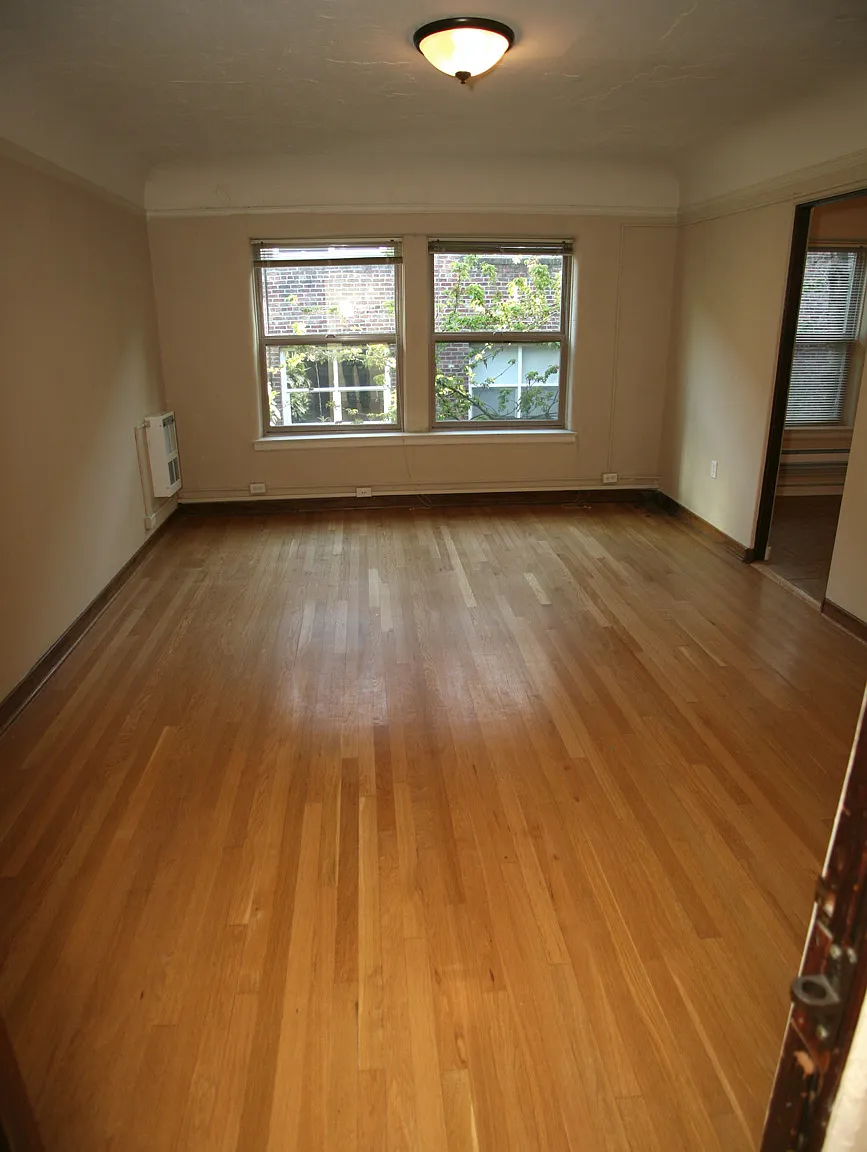 The Blackstone Apartments — Photo 3