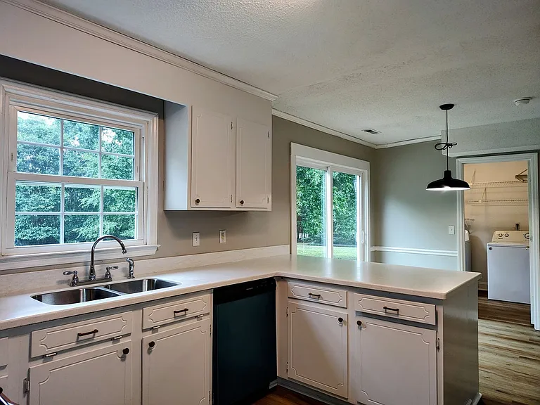7413 Doves Nest Cir — Photo 2