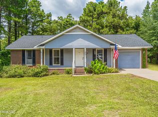 207 White Chapel Ln, Raeford, NC 28376