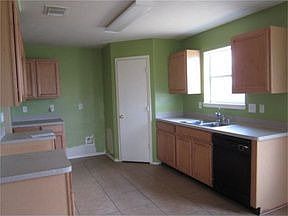 3rd image of 19503 Yucca Valley Ln