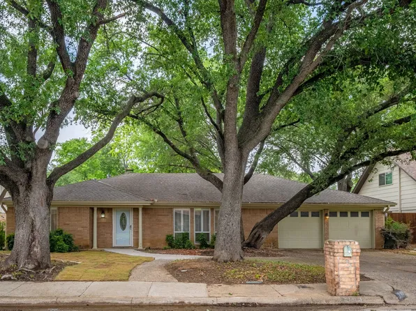 2103 Juanita Dr, Arlington, TX 76013