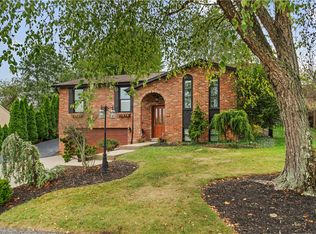 2835 Dolores Dr, South Park, PA