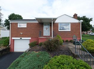 7538 Noblestown Rd, Mc Donald, PA 15057