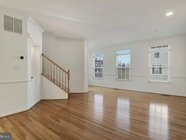 4801 Portsmouth Rd #17 — Photo 7
