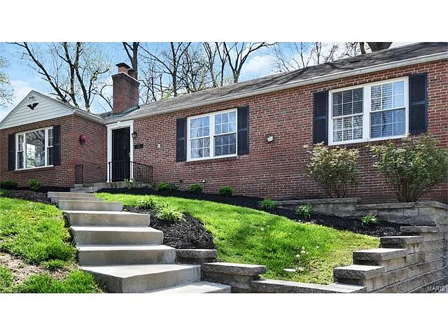 1132 Dunwoody Dr photo 1