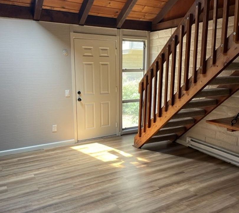 1st image of 8202 El Rancho Dr #11452948