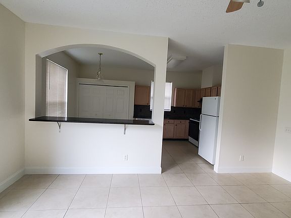 3rd image of 10517 Beneva Dr