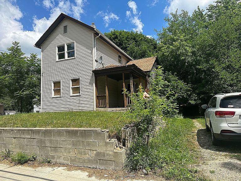 Listing photo 5