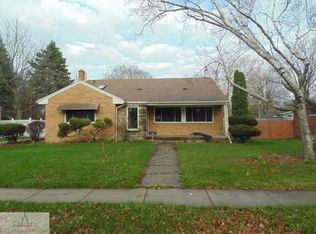 3018 Paul Ave, Lansing, MI 48906