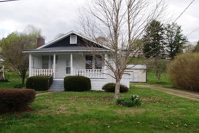 1st image of 251 Carlisle St