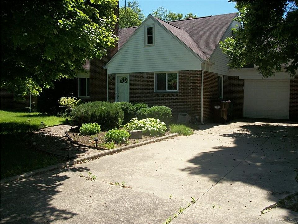 2nd image of 68 Poplar St