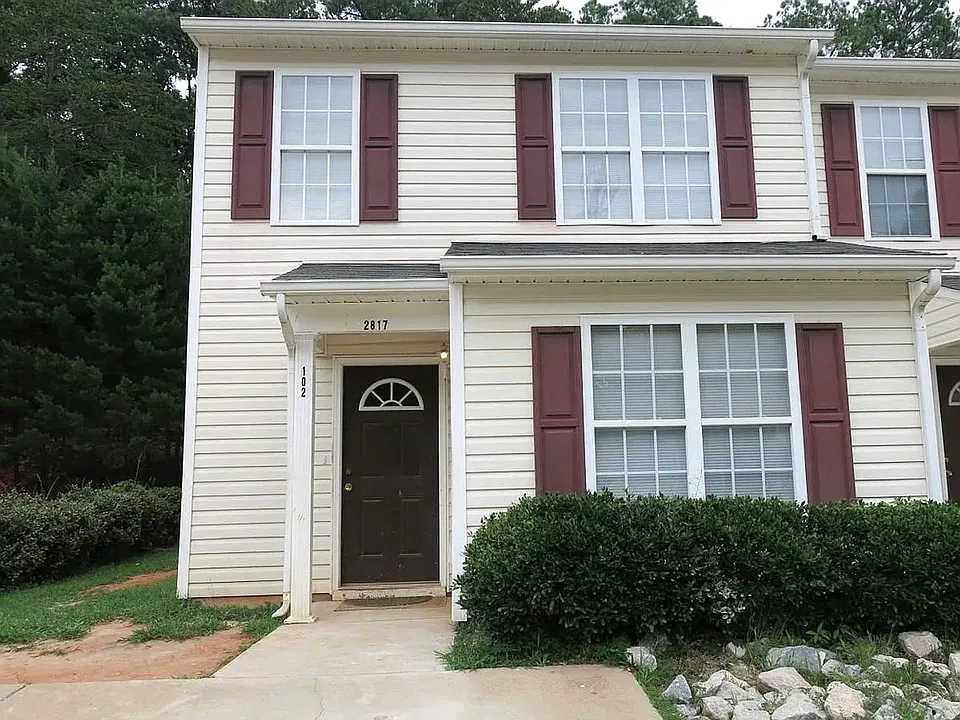 2817 Herndon Village Way