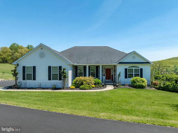 10 Christman Rd, Reading, PA 19606