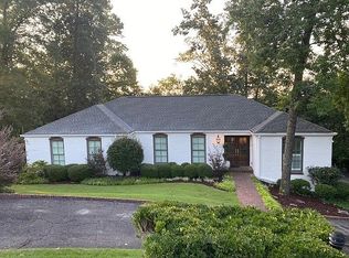 3025 Westmoreland Dr, Mountain Brook, AL 35223